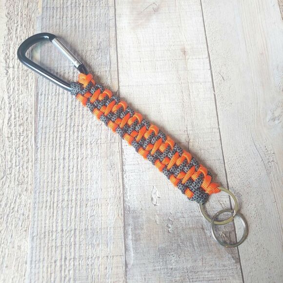Handmade Paracord Keyholder Carabiner Clip & Keyring Diamond Gray & Orange - Picture 1 of 2